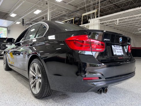 Used 2018 BMW 330i xDrive Sedan image 4