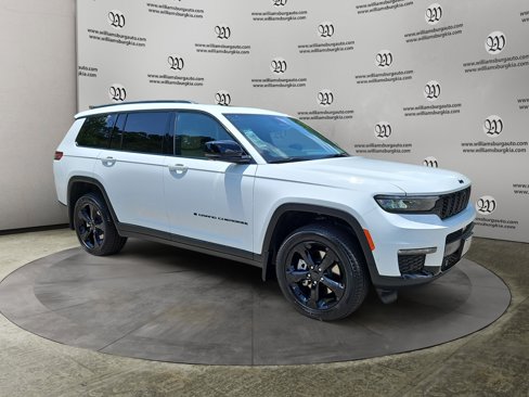 New 2025 Jeep Grand Cherokee L Limited w/ Luxury Tech Group II image 7