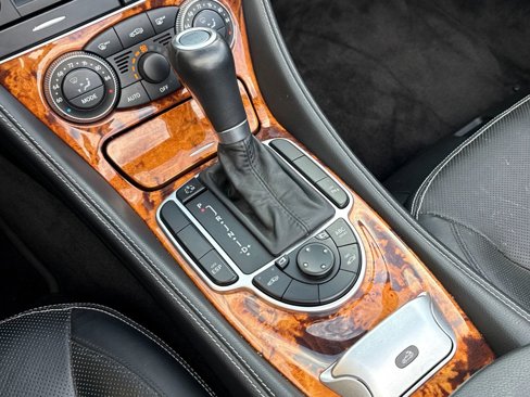 Used 2011 Mercedes-Benz SL 550 image 15