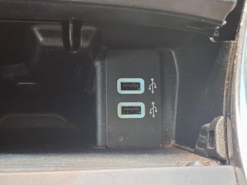 Used 2017 Ford Edge Titanium w/ Equipment Group 301A image 10
