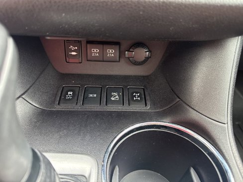 Used 2018 Toyota Highlander Limited Platinum image 23