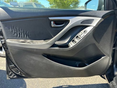 Used 2013 Hyundai Elantra Limited image 13