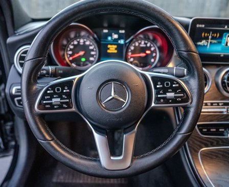 Used 2019 Mercedes-Benz C 300 Sedan w/ Premium Package image 15