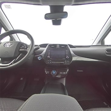 Used 2021 Toyota Prius LE image 23