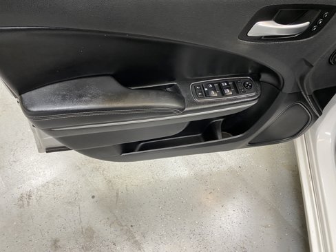 Used 2020 Dodge Charger SXT w/ Leather Interior Group image 19