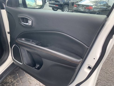 Used 2021 Jeep Compass Limited image 11