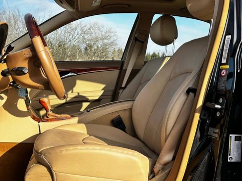 Used 2009 Mercedes-Benz E 350 4MATIC Sedan image 19
