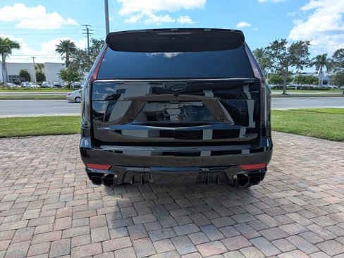 Used 2023 Cadillac Escalade V image 4
