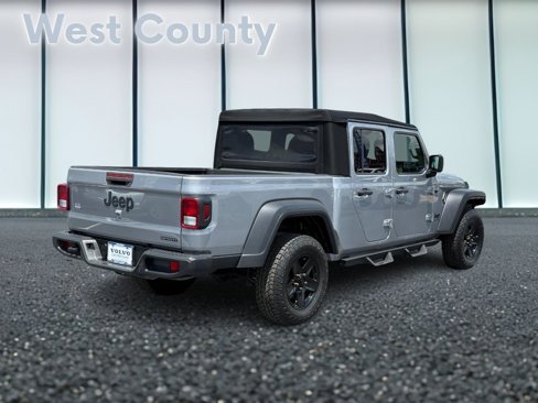 Used 2020 Jeep Gladiator Sport w/ Quick Order Package 24S image 4