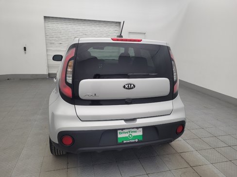 Used 2019 Kia Soul w/ Convenience Package image 5