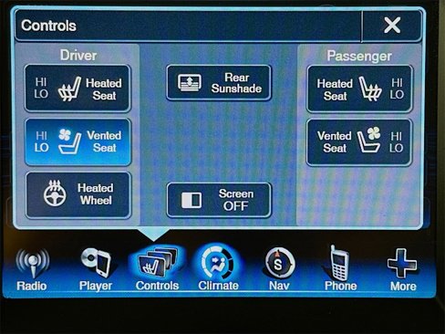 Used 2013 Chrysler 300 C image 19