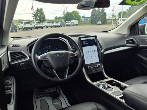 Used 2023 Ford Edge SEL w/ Convenience Package image 10