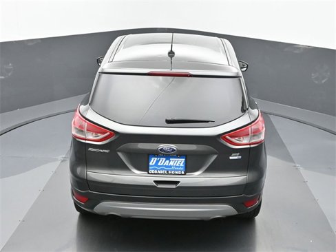 Used 2015 Ford Escape SE image 16
