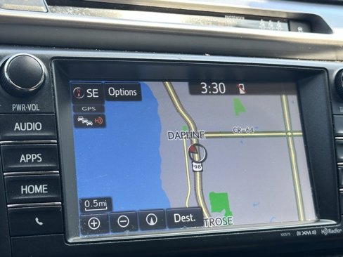 Used 2018 Toyota RAV4 Limited image 11