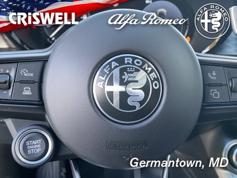 New 2025 Alfa Romeo Tonale w/ Premium Package image 24