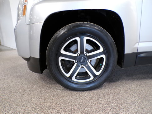 Used 2015 GMC Terrain SLT image 9