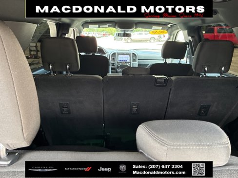 Used 2020 Ford Expedition XLT w/ FX4 Off-Road Package image 10