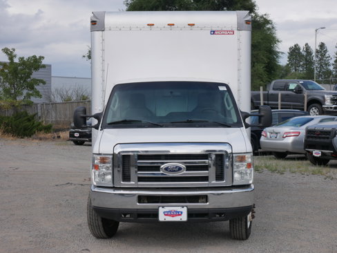 Used 2016 Ford E-350 and Econoline 350 Super Duty w/ Power Windows & Locks Group image 18