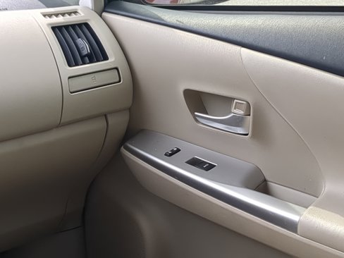 Used 2013 Toyota Prius V Five image 23