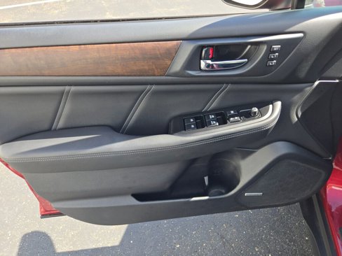 Used 2018 Subaru Outback 2.5i Limited w/ Popular Package #2 image 19