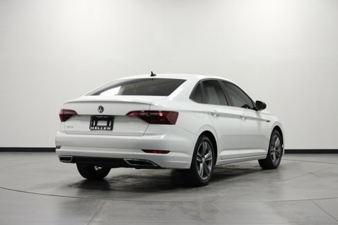 Used 2021 Volkswagen Jetta R-Line image 4