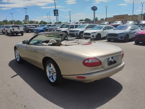 Used 1999 Jaguar XK8 Convertible image 17