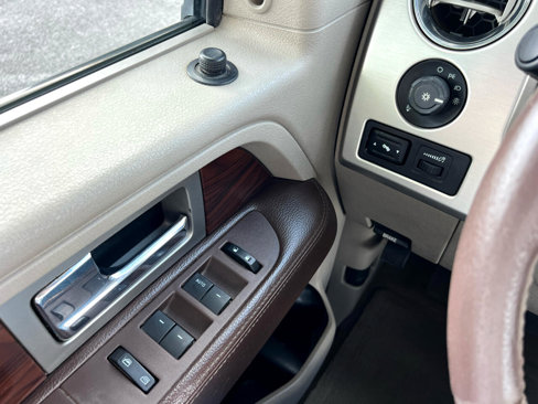Used 2009 Ford F150 Platinum image 27
