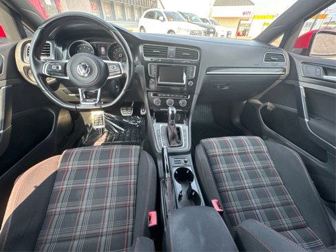 Used 2015 Volkswagen GTI S image 29