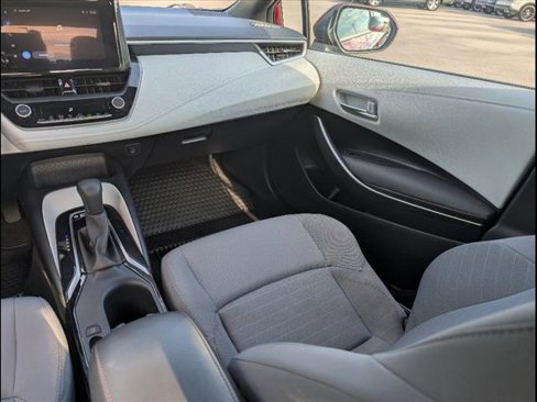 Used 2024 Toyota Corolla SE image 9