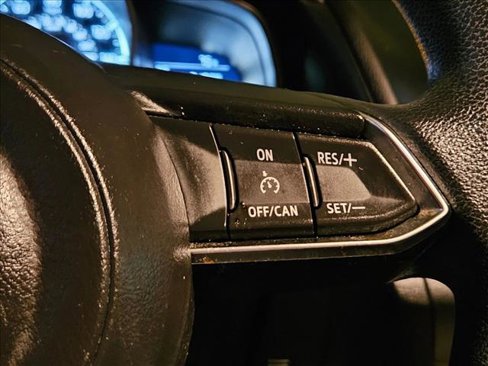 Used 2018 MAZDA MAZDA3 Sport image 10