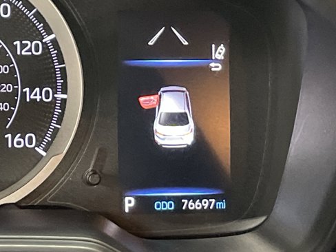 Used 2020 Toyota Corolla LE image 22
