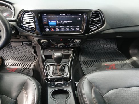 Used 2019 Jeep Compass Limited image 17