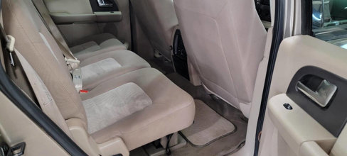 Used 2003 Ford Expedition XLT image 17