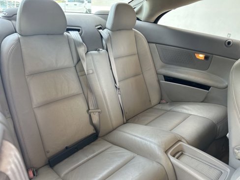 Used 2007 Volvo C70 T5 image 19