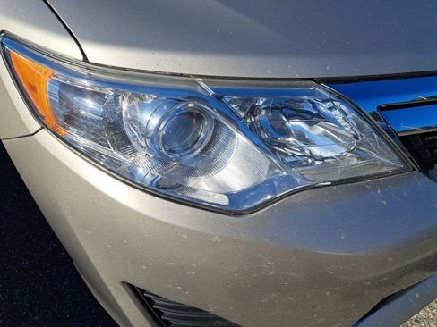 Used 2014 Toyota Camry LE image 10