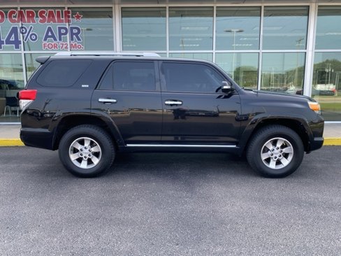Used 2013 Toyota 4Runner SR5 image 4