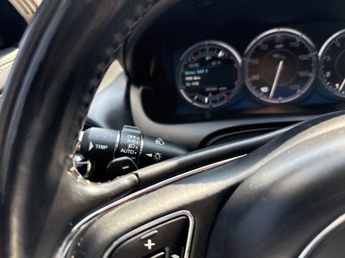 Used 2013 Jaguar XJ image 26