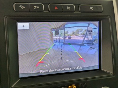 Used 2020 Ford Expedition XLT image 22
