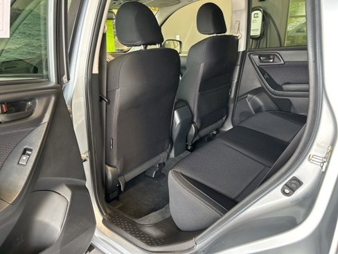 Used 2018 Subaru Forester 2.5i Premium image 23