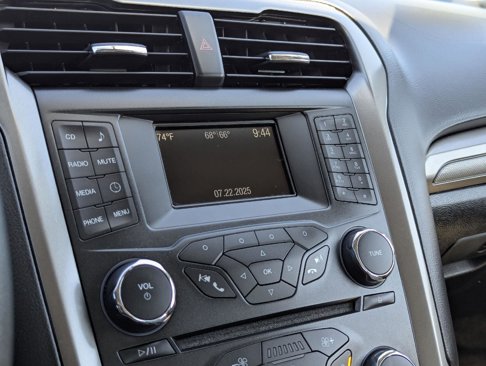 Used 2017 Ford Fusion S image 20