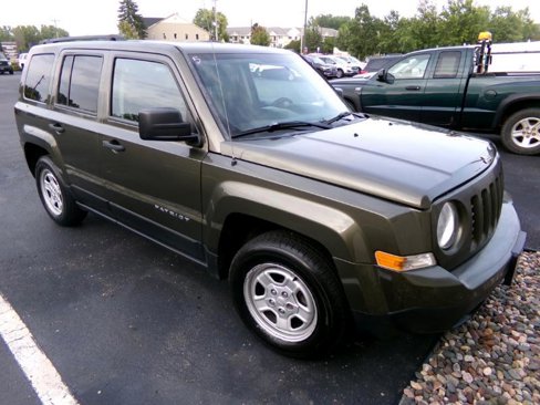 Used 2015 Jeep Patriot Sport image 1