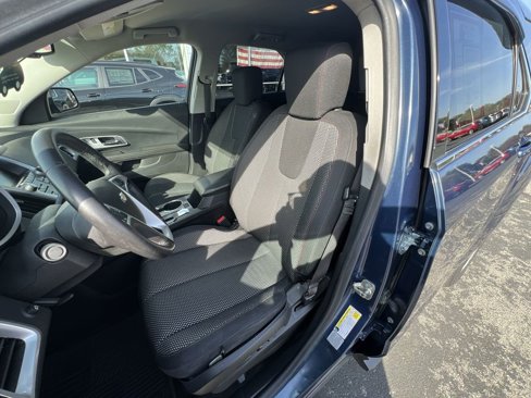 Certified 2017 Chevrolet Equinox LT w/ Convenience Package image 17