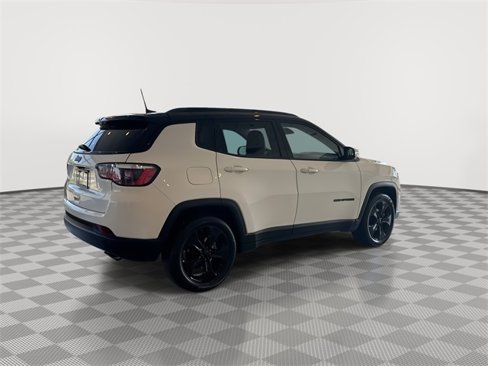 Used 2020 Jeep Compass Latitude image 12