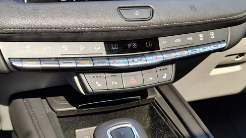 Used 2019 Cadillac XT4 Premium Luxury w/ Cold Weather Package image 21