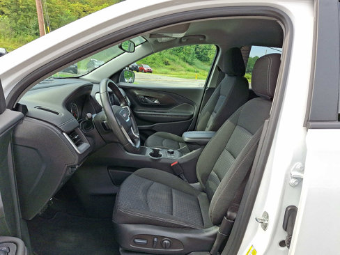 Certified 2022 GMC Terrain SLE w/ Driver Convenience Package image 15