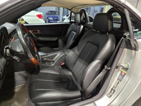 Used 2002 Mercedes-Benz SLK 320 image 17