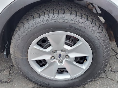 Used 2013 Ford Explorer 4WD w/ Class III Trailer Tow Pkg image 23