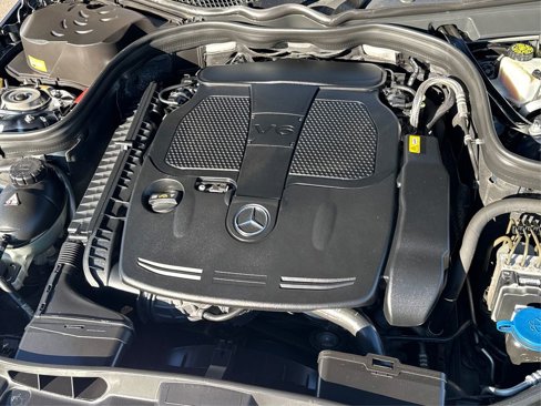 Used 2013 Mercedes-Benz E 350 4MATIC Sedan image 27