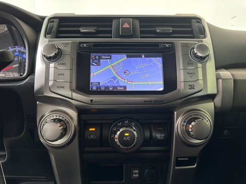 Used 2017 Toyota 4Runner SR5 Premium image 25