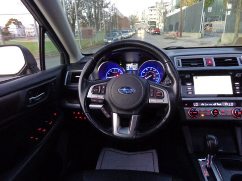 Used 2015 Subaru Outback 2.5i Limited image 23